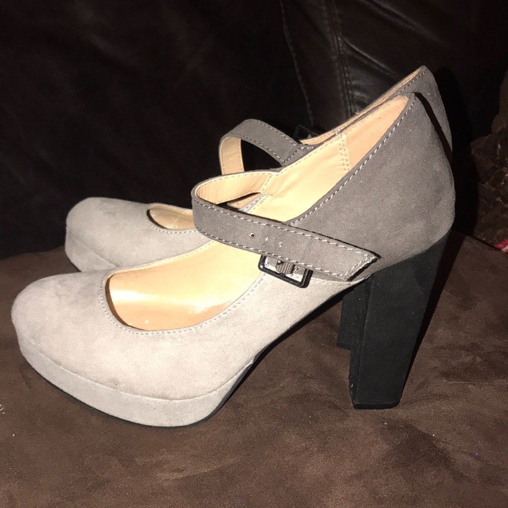 Candies size 7 Mary Jane pumps
